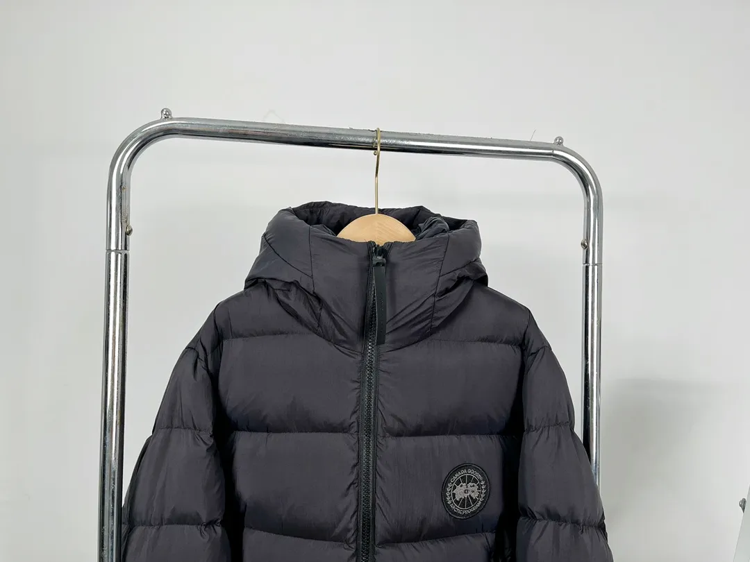 P940 Canada Goose Ouyang Nana second generation hooded down jacket Size: S-XXL